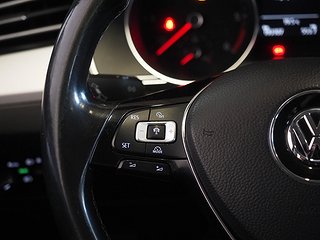 Kombi Volkswagen Passat 17 av 21