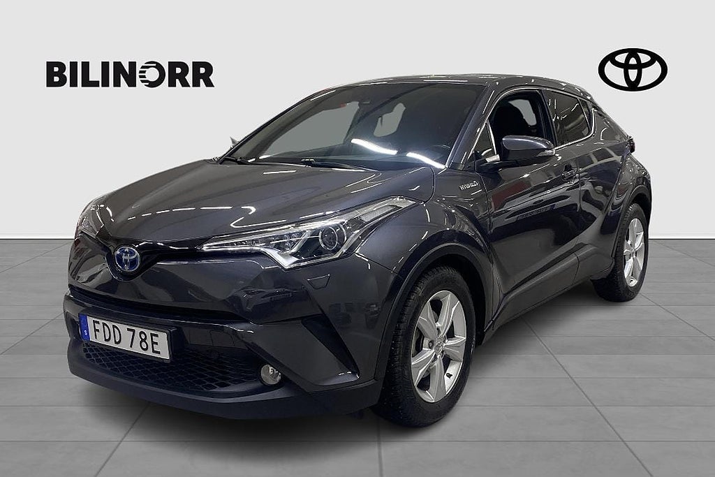 Toyota C-HR Hybrid X-Edition, VHJUL, MVÄRM, DRAGKROK