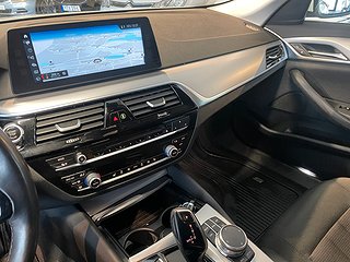 BMW 520 d xDrive Touring 190hk Drag/Värmare/Nav/Kamera
