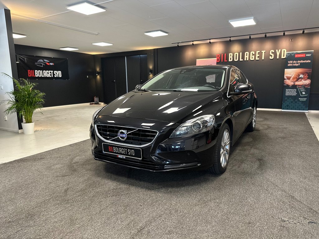 Volvo V40 D2 Summum/Backkamera/Skinn Elstol/15.100Mil/