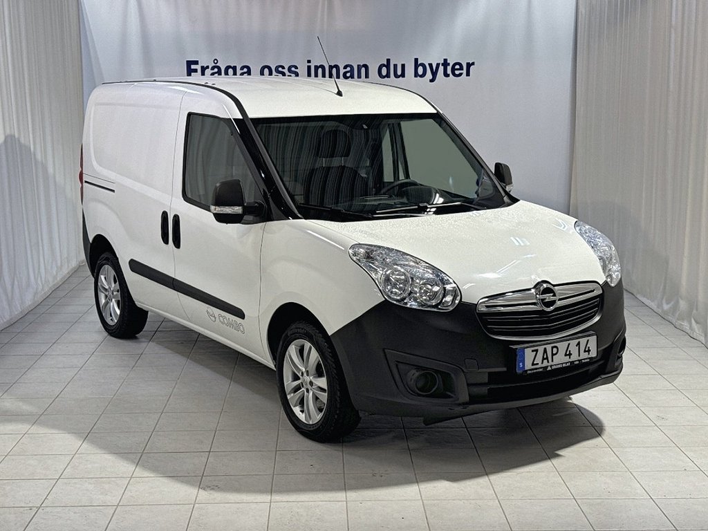 Opel Combo Skåp 1,4 Bensin Drag 