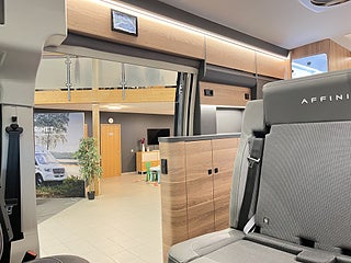 Husbil-halvintegrerad Affinity ONE by K A B E 15 av 28