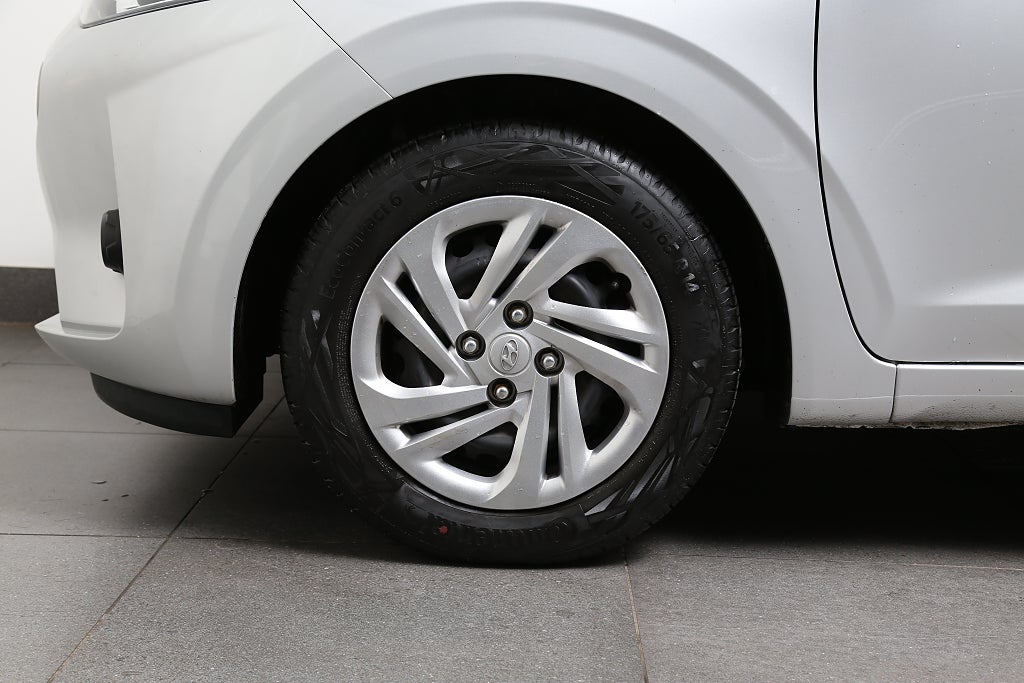 Hyundai i10 1,0 blue Essential CarPlay Leasbar Nybilsgaranti