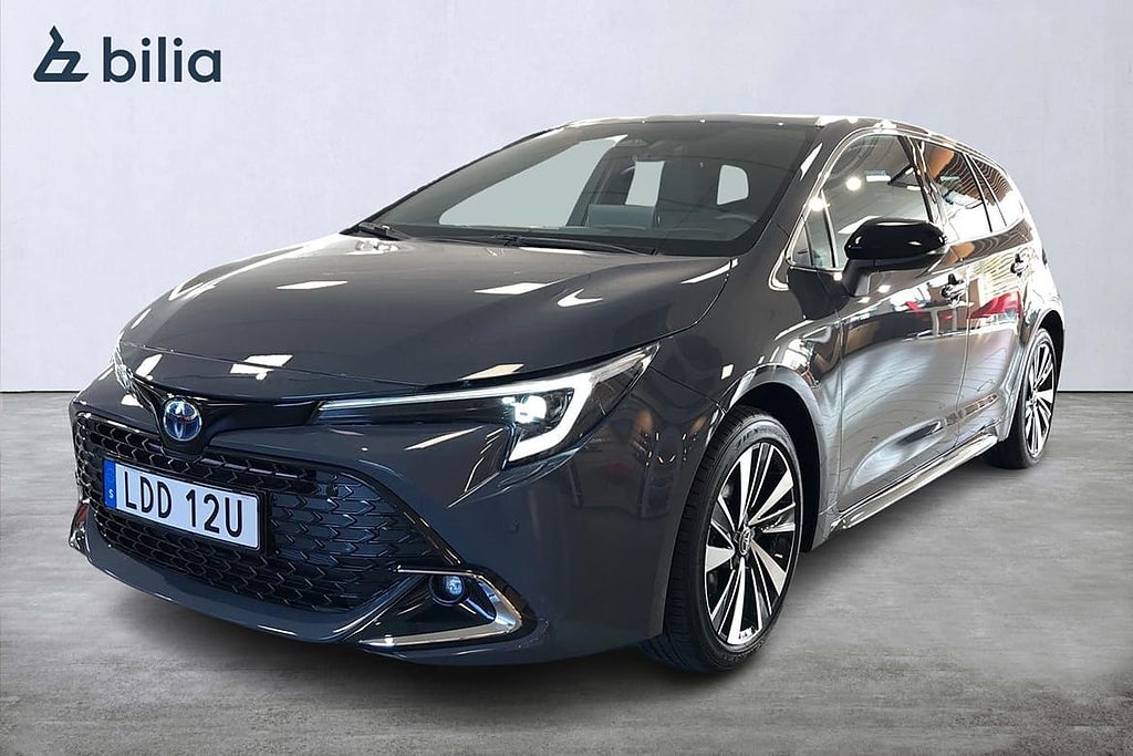 Toyota Corolla 1,8 HYBRID TOURING SPORTS Style Navi Värmare