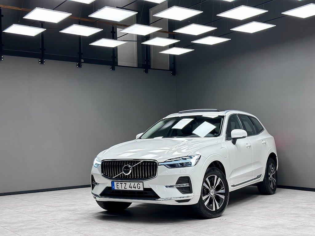 Volvo XC60 Recharge T6 AWD / Google / Navi / VOC