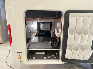 Husbil-integrerad Adria SONIC 700 SC 9 av 27