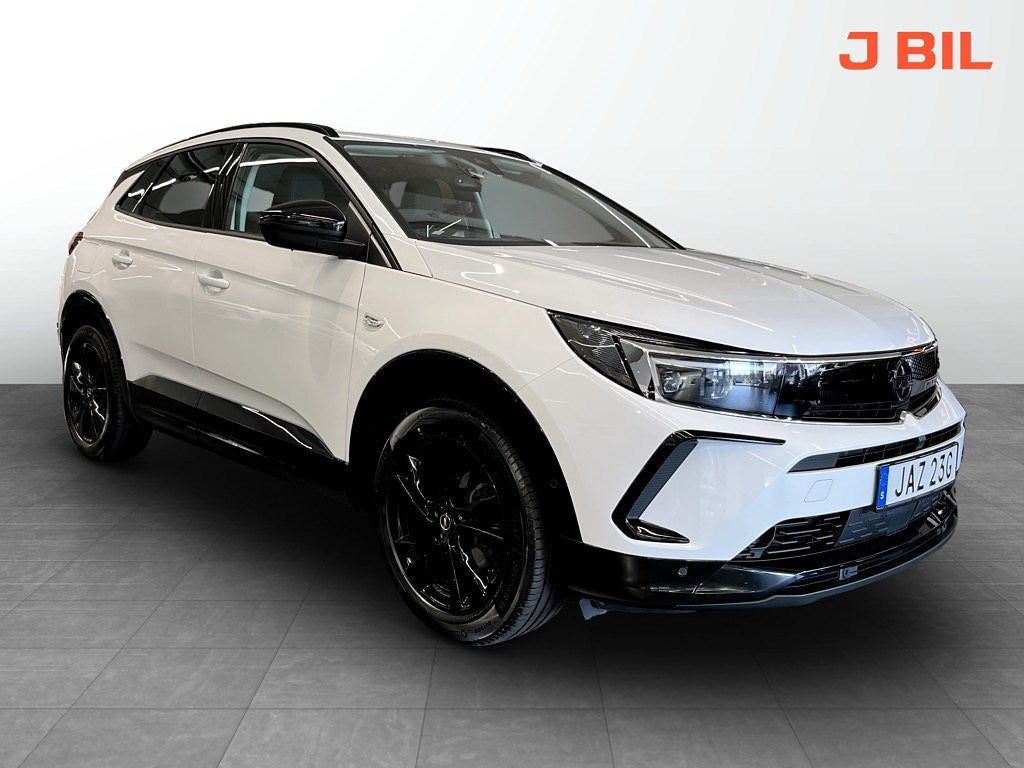 Bild på Opel Grandland GS 1.2 PT 130hk Aut - B-KAMERA, CARPLAY