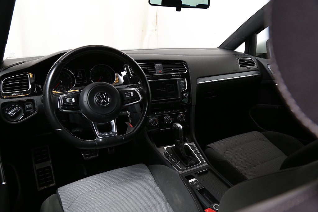 Volkswagen Golf 1,4 TSI 150hk R-line DSG 5-dörrar 2017