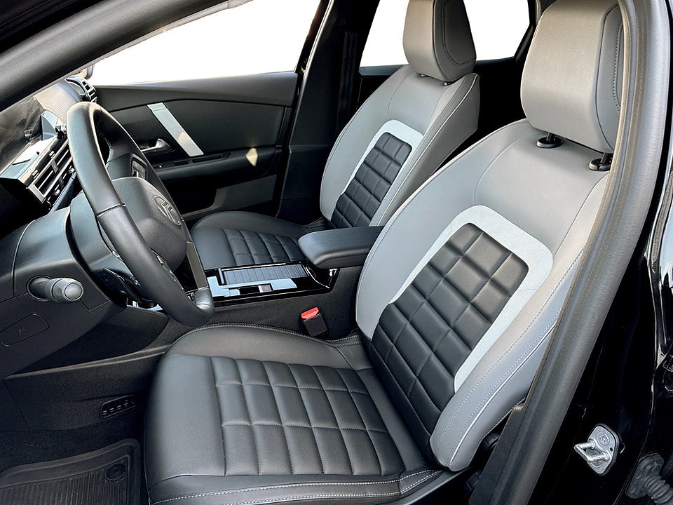 Bild på Citroen C4 Max Hybrid 145hk Aut B-KAMERA CARPLAY