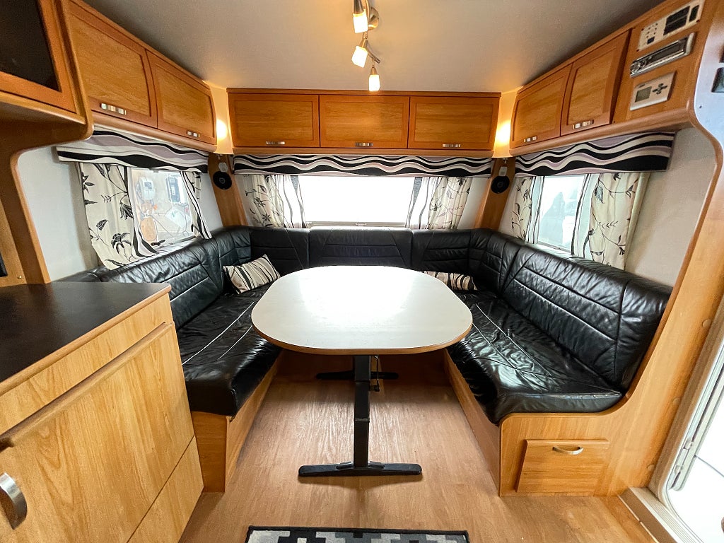 Polar 680 /Barnkammare/Förtält/AC/ALDE/7 bäddar/Fint skick - Polar