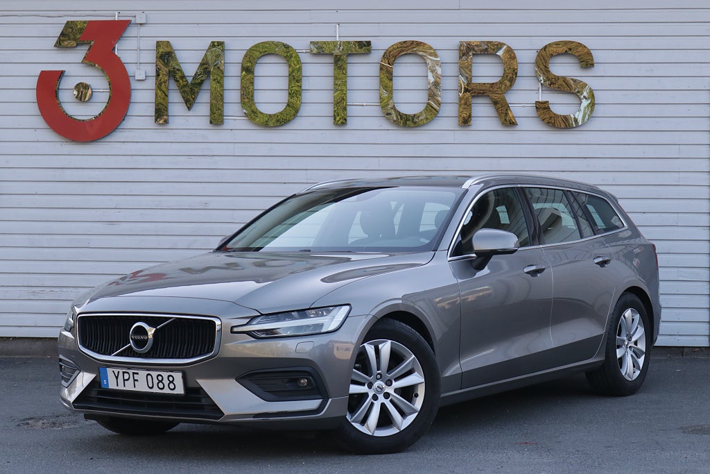 Volvo V60 D3 Geartronic Momentum kamera Navi Apple carplay