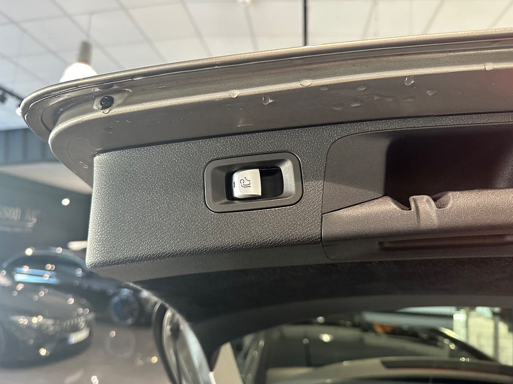 Mercedes-Benz E 220 d 4MATIC All-Terrain Läder Värmare Premium Kombi - bild 12