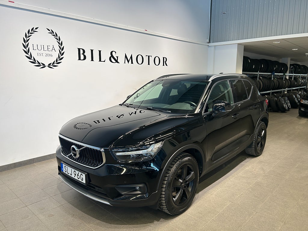 Volvo XC40 D3 AWD Momentum|4.95%|B-Kamera|Drag|Dubb|SoV|Värm|VOC