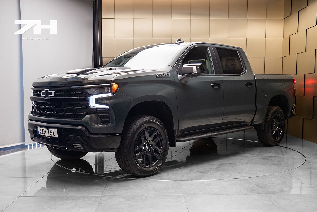 Chevrolet Silverado Z71 LT Trail Boss 3.0 D / BOSE / 360° / Taklucka