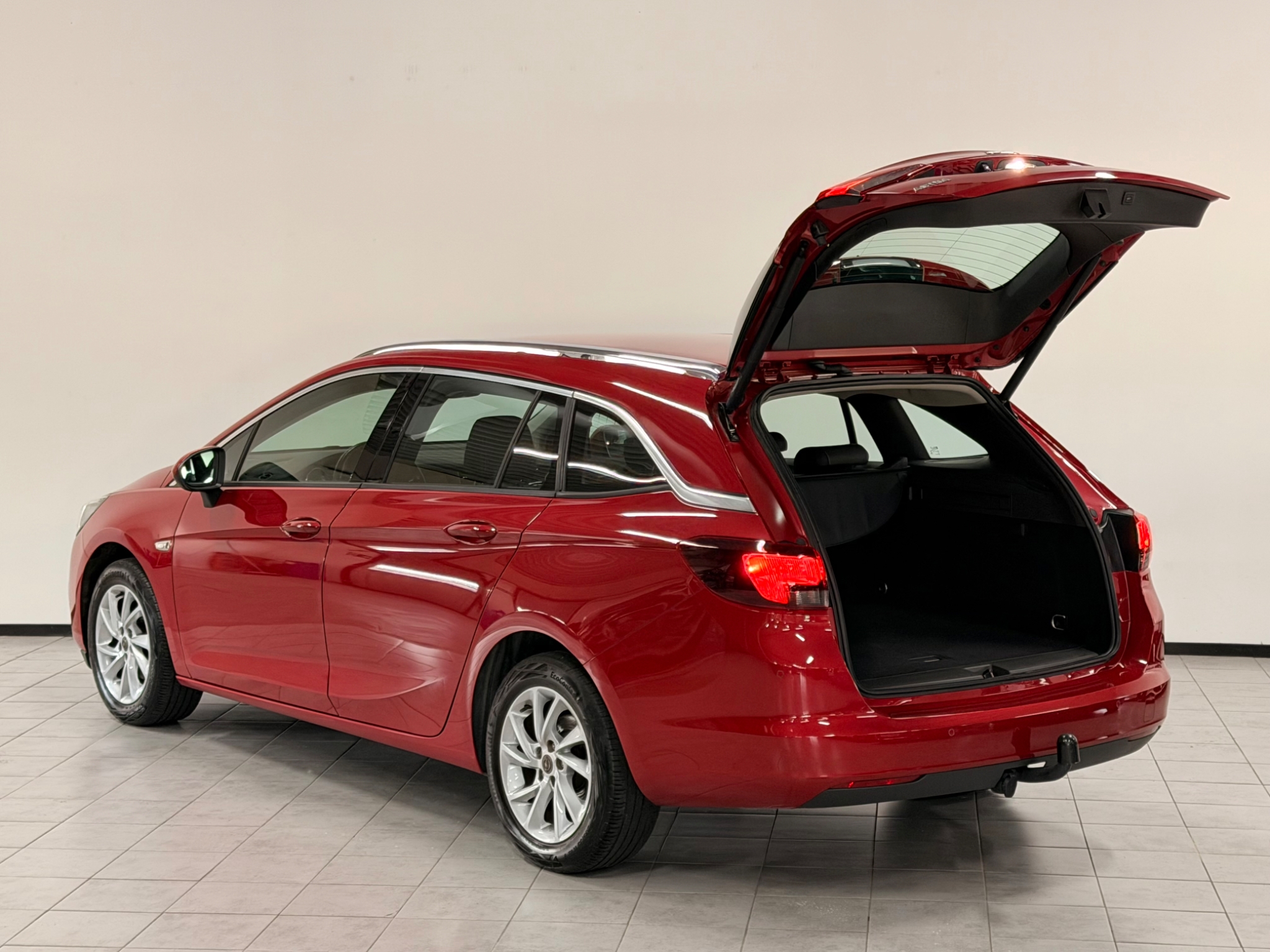 Opel Astra 2021, photo 6/56
