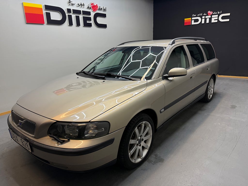 Volvo V70 T5 Business, Nybesiktigad, Automat, AC