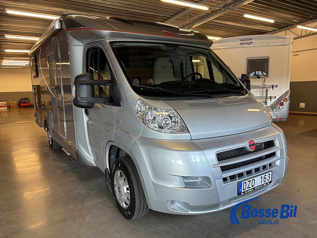 Bürstner Nexxo 728 * B-körkort * Långbäddar * Solcell *