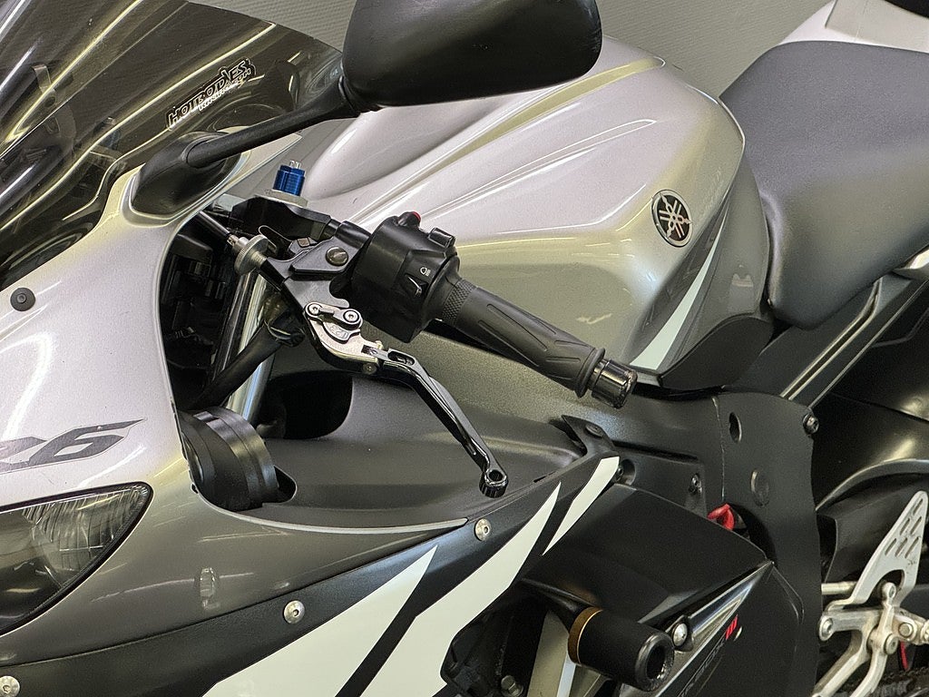 Yamaha YZF-R6 0.6