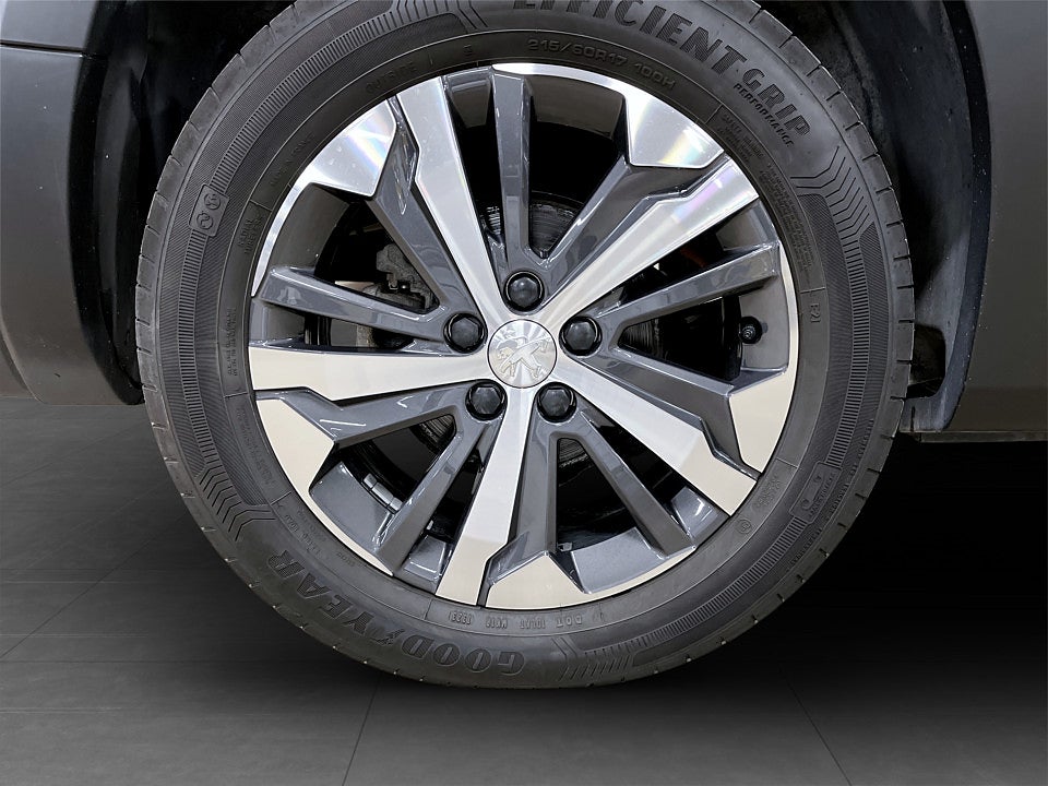 Bild på Peugeot Rifter GT 50kWh 136hk Aut L2 7-SITS 360