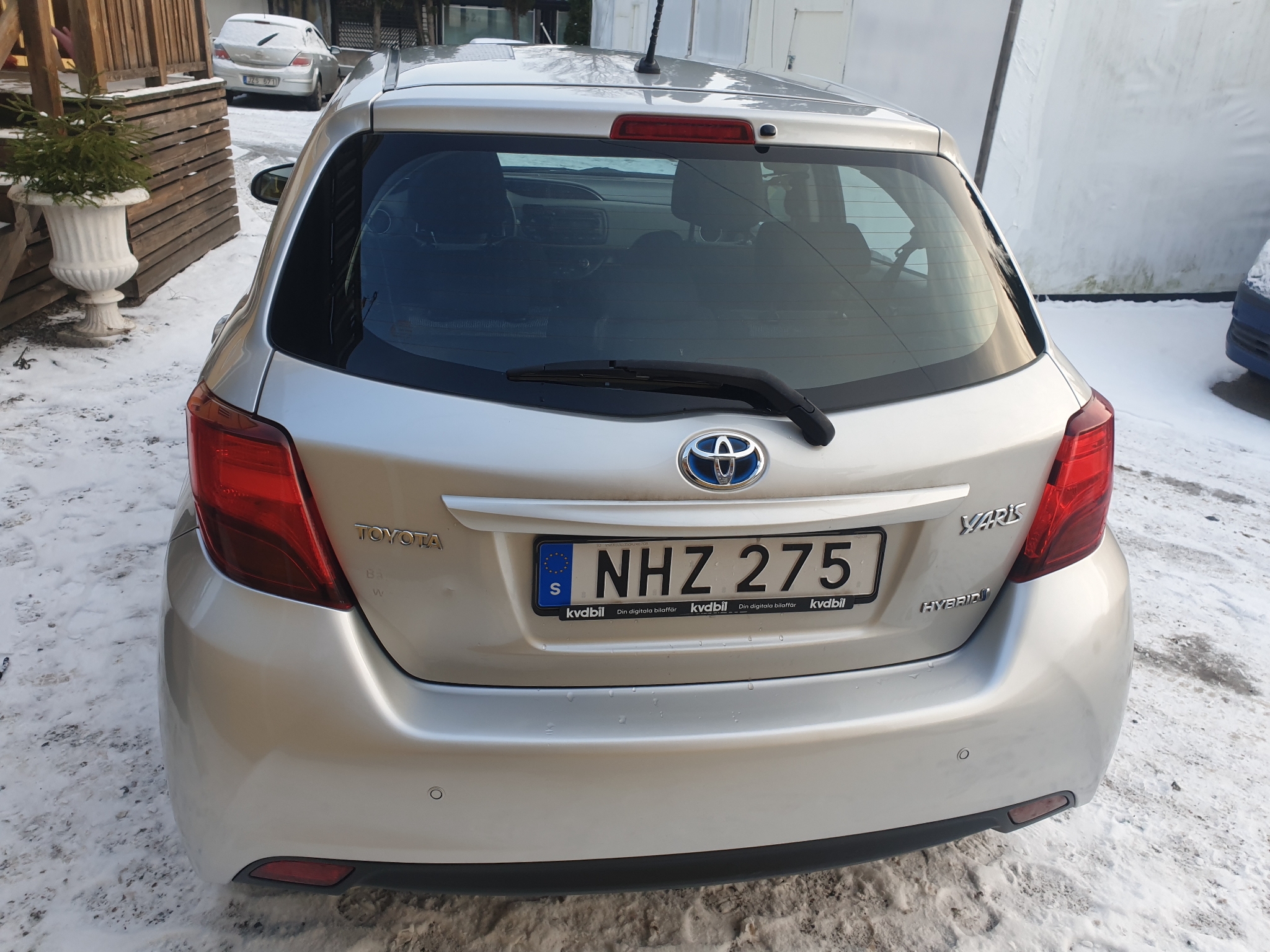 Toyota Yaris Hybrid e-CVT Euro 6 101hk 2016, bild 2/43