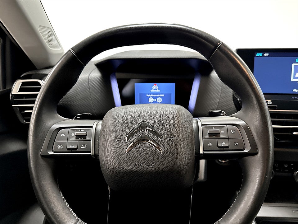 Bild på Citroën C4 Shine 1.2 PT 130hk Aut B-KAMERA NAVI