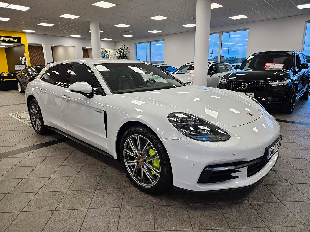 Porsche Panamera 4 E-Hybrid Sport Turismo PDK l Nightvision 