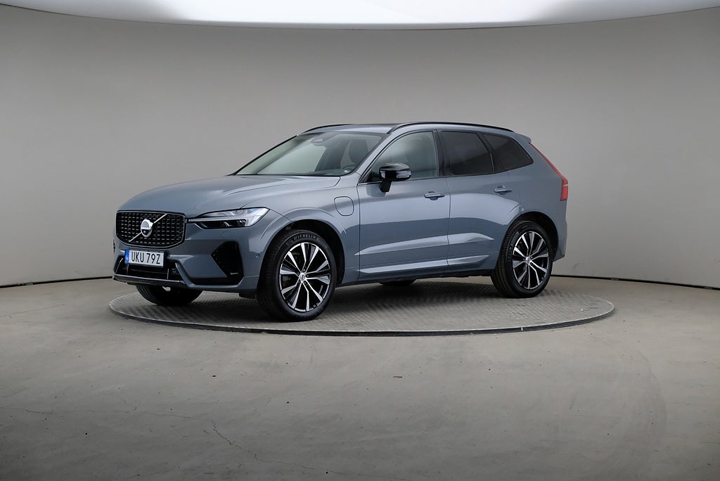 Volvo XC60 Recharge T8 456hk AWD Ultimate Dark Klimat H/K Drag