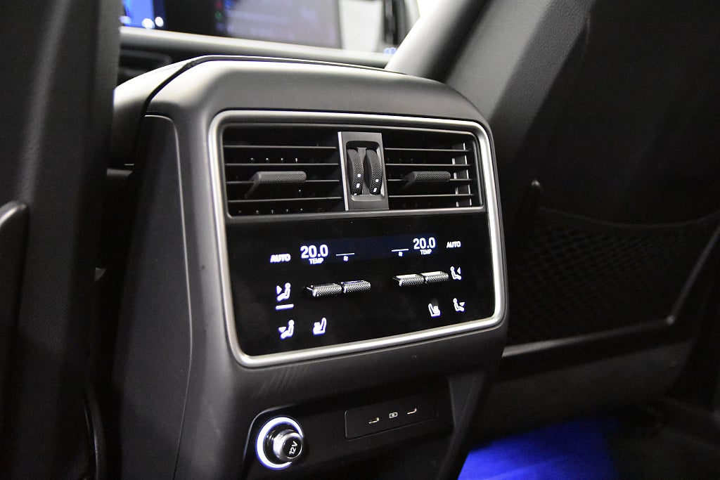 Porsche Cayenne 2024 - miniatyr 19