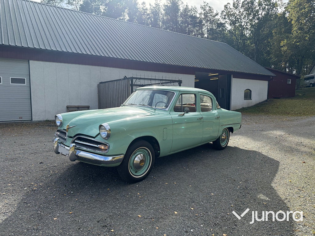 Studebaker Champion 4-dörrars Sedan 2.8