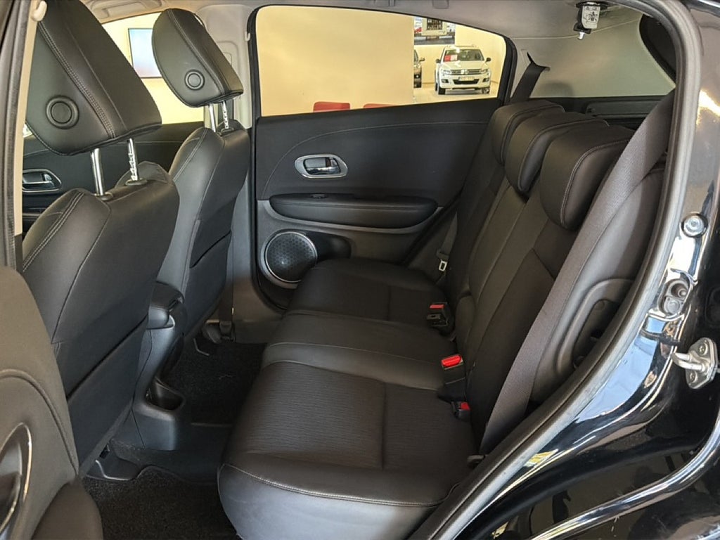 Honda HR-V Executive 1.5 i-VTEC 130 HK / 1 Ägare – bild 9
