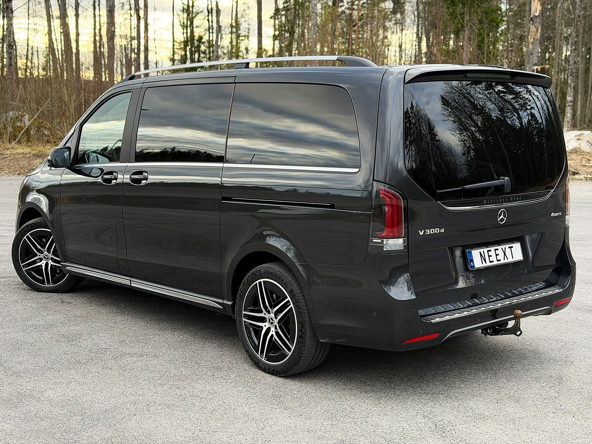 Mercedes-Benz V 300d 4MATIC 3.2t AMG 2025, bild 3/54