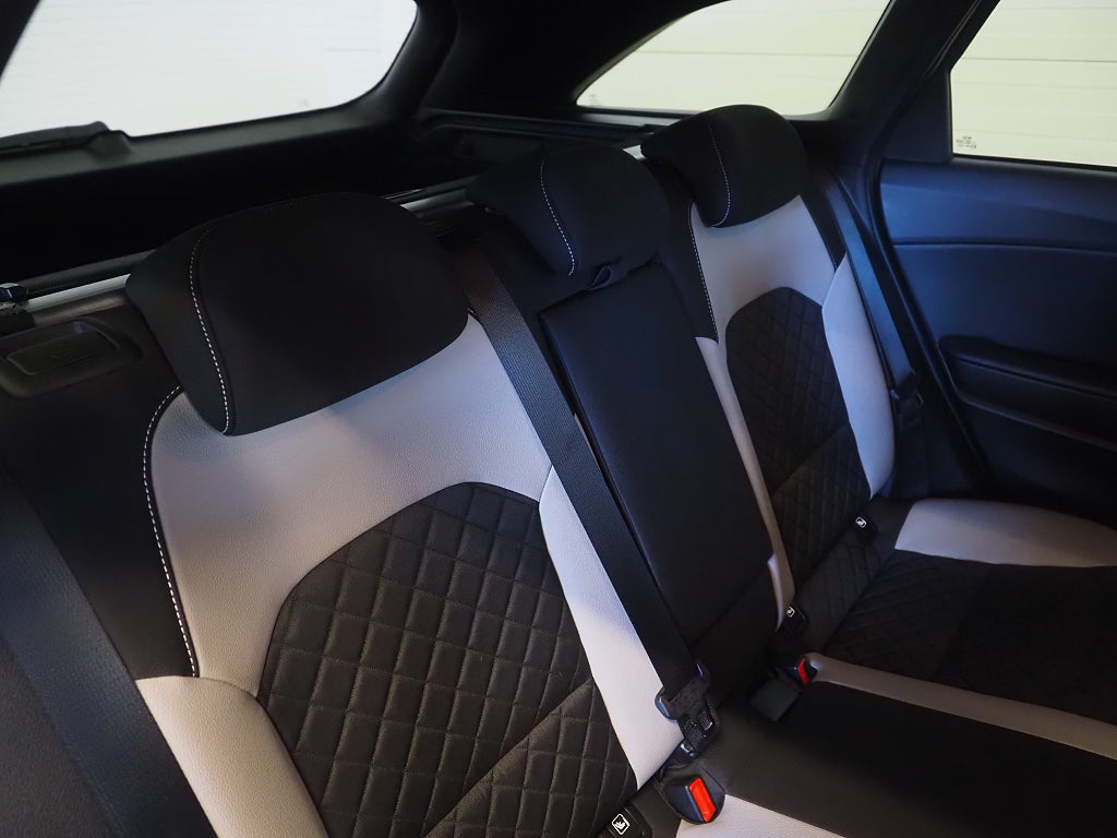 Kia Ceed SW 1.4 T-GDI DCT GT-Line Kamera Navi Drag M-Värm 2019