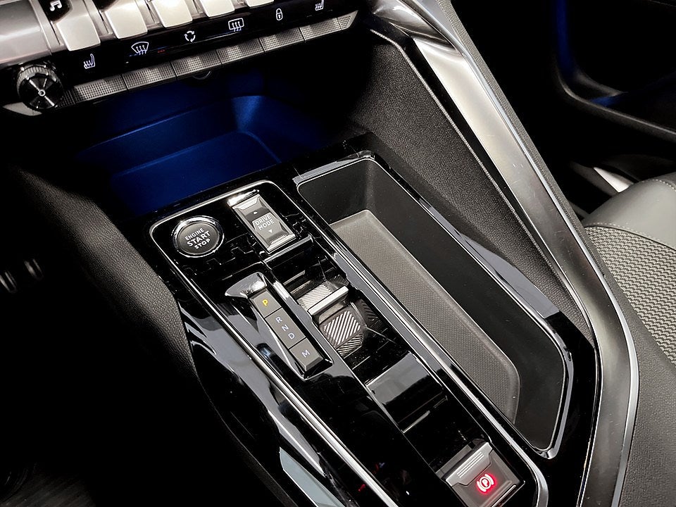 Bild på Peugeot 3008 GT 1.2 PT 130hk Aut - B-KAMERA, CARPLAY