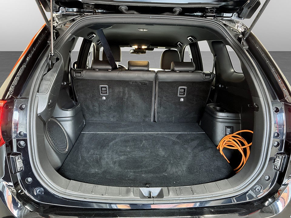 Bild på Mitsubishi Outlander PHEV 224hk Aut AWD P-SENSORER BAK