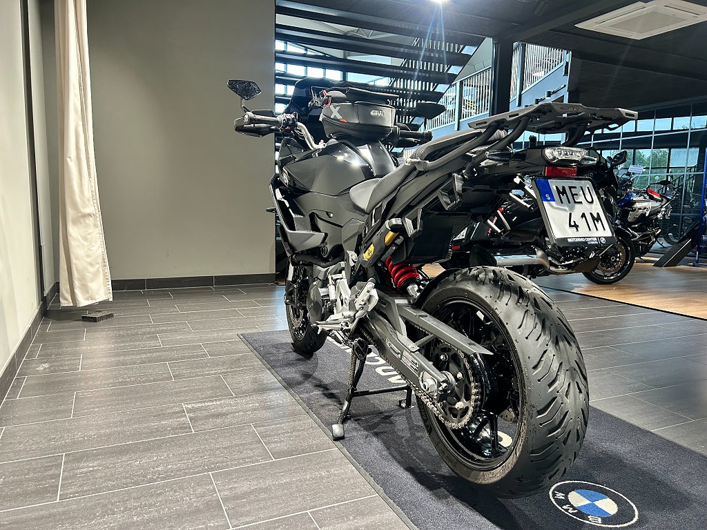 BMW F900XR 3,45%/Triple Black/Wunderlich/MRA/Fullutr.