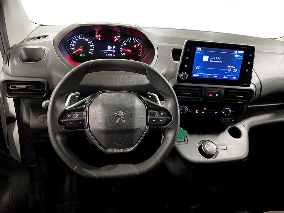 Bild på Peugeot Partner PRO 1.2 PT 130hk Aut L1 P-SENSORER DRAG BLUETOOTH 