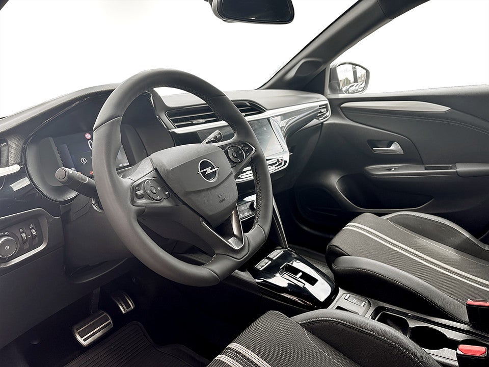 Bild på Opel Corsa GS 1.2 PT 100hk Aut B-KAMERA NAVI