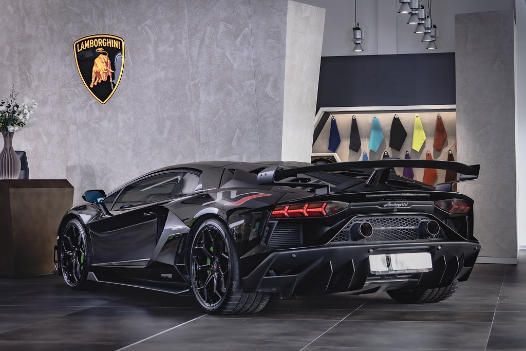 Gallery image 3 of 17