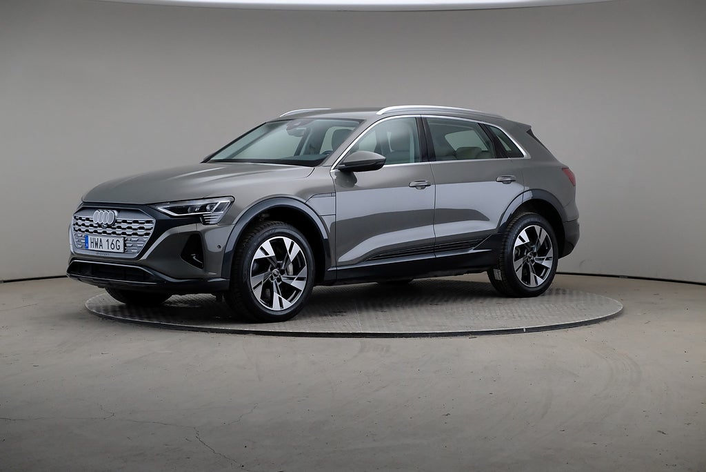 Audi Q8 E-tron 55 quattro Proline Assistanpkt Läder Cockpit