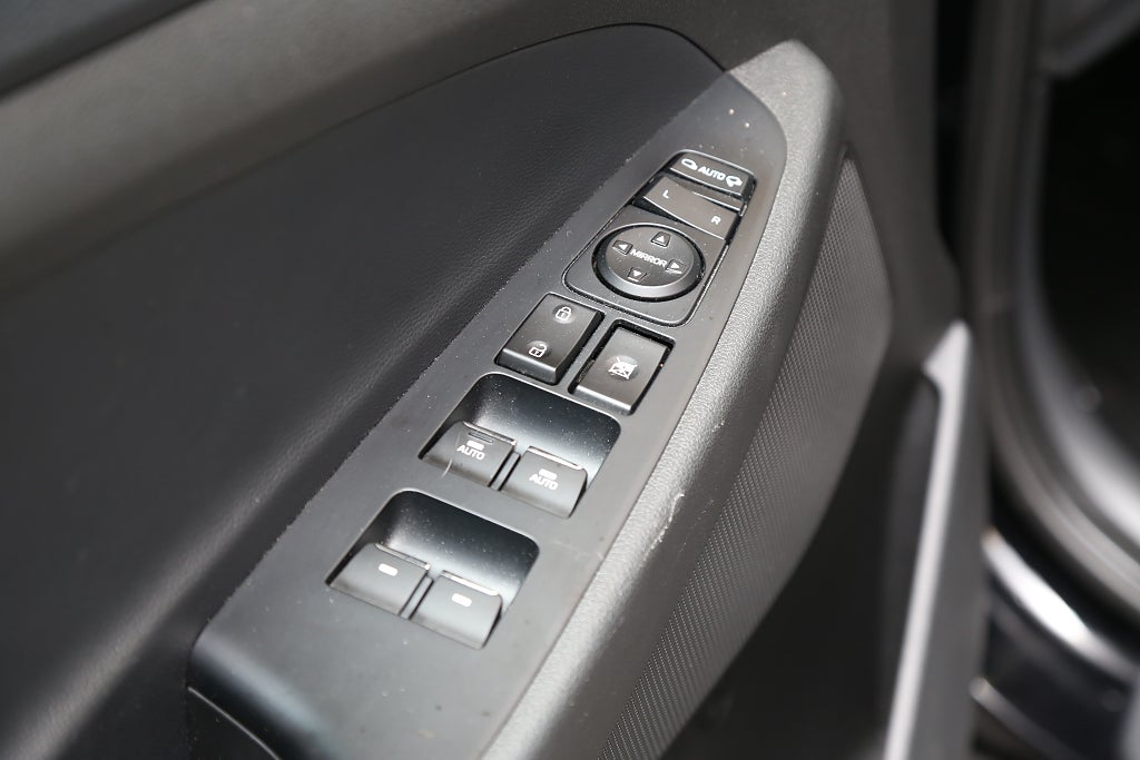 Hyundai Tucson 1,6 T-GDI 177hk Premium AWD Aut 360° Skinn Navi 19" 2019