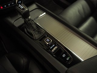SUV Volvo XC60 20 av 24