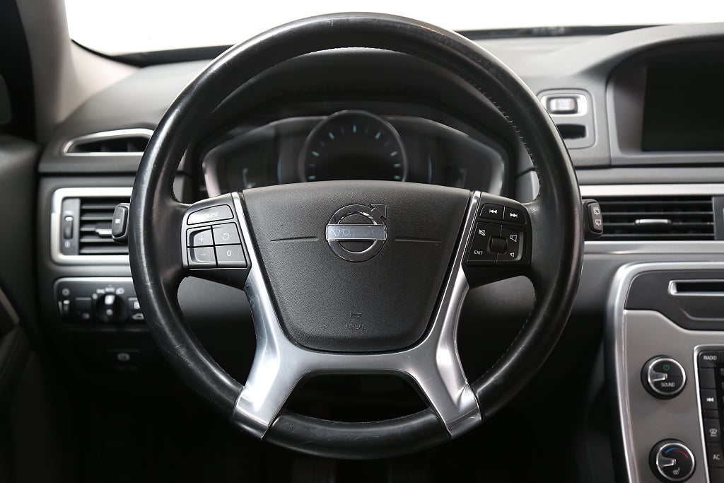 Volvo V70 T4 180hk Summum Elstol Skinn Dragkrok 2014