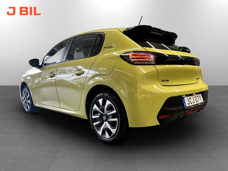 Bild på Peugeot 208 Style Hybrid 100hk Aut CARPLAY BACKSENSORER