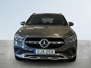 Mercedes-Benz GLA 200 d Progressive Line Aut Mvärm Bkamera Widescreen S&V – bild 2
