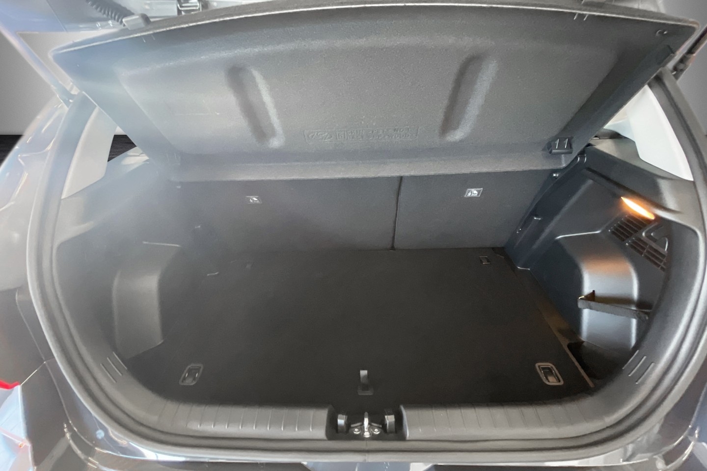 Hyundai i20 1.0 T-GDI 90Hk Essential AUT 2026, bild 6/33