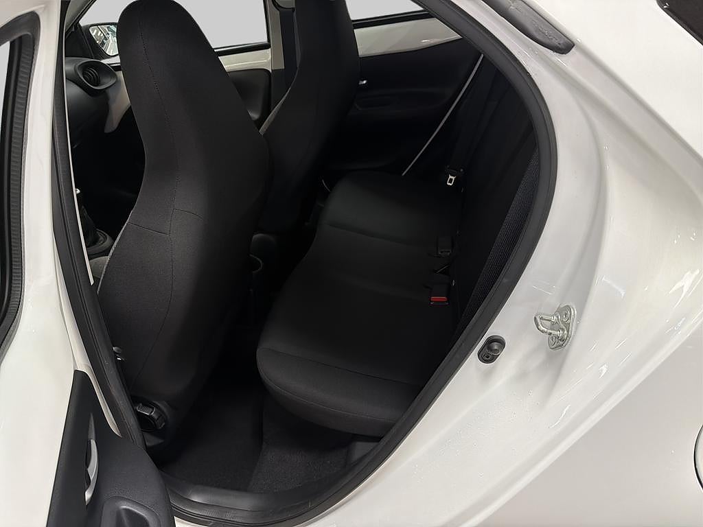 Toyota Aygo 2023 - miniatyr 7