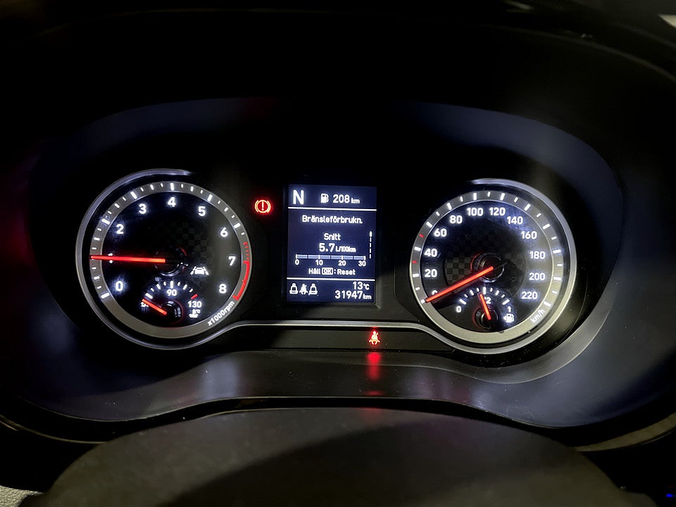 Bild på Hyundai i10 Essential 1.0 blue AMT 67hk Aut CARPLAY EN ÄGARE