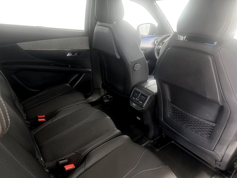 Bild på Peugeot 5008 GT 1.2 PT 130hk Aut 7-SITS B-KAMERA CARPLAY
