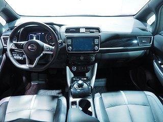 Halvkombi Nissan Leaf 11 av 20