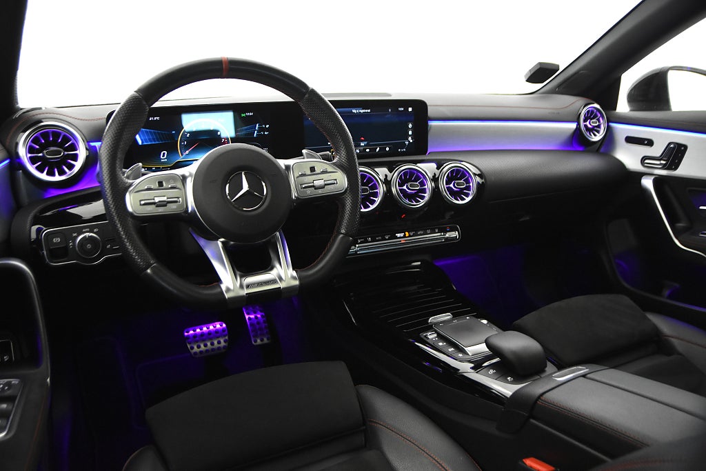 Mercedes-Benz CLA35 2022 - miniatyr 12